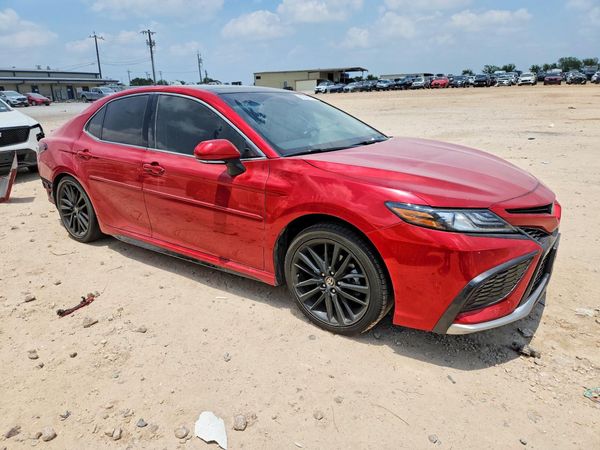 2021 TOYOTA CAMRY XSE — Passenger 3/4