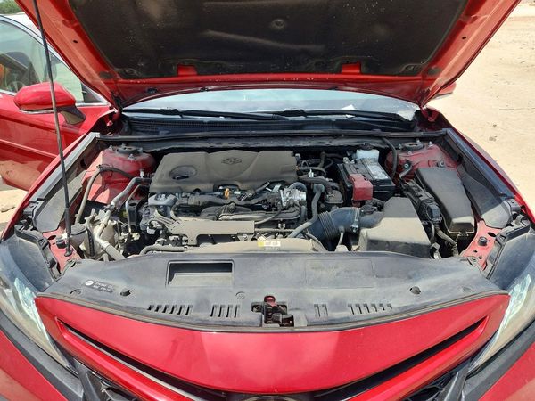 2021 TOYOTA CAMRY XSE — Engine bay
