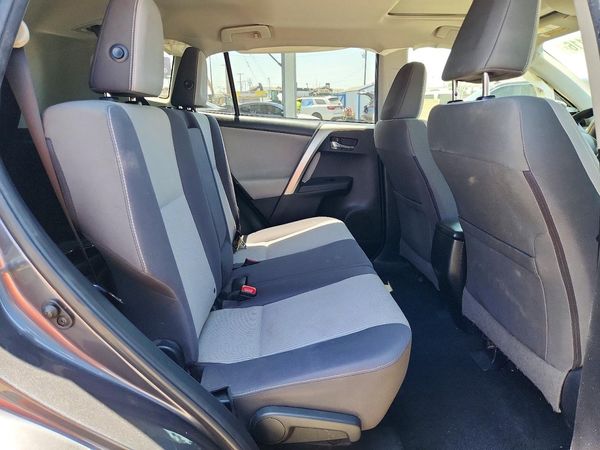 2015 TOYOTA RAV4 XLE (M Grade)