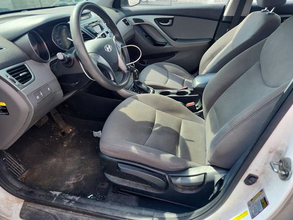 2016 HYUNDAI ELANTRA