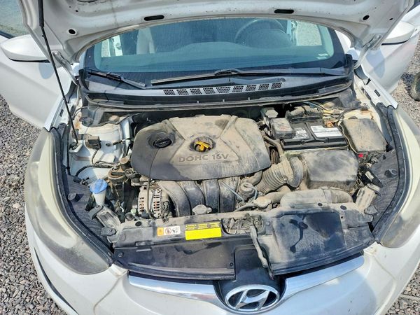 2016 HYUNDAI ELANTRA