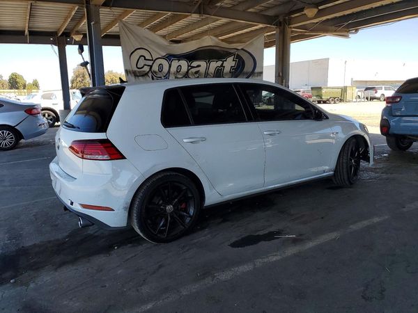 2019 VOLKSWAGEN GTI