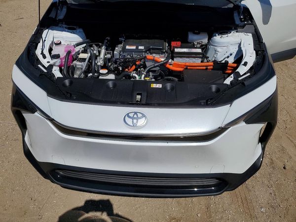 2025 TOYOTA BZ4X