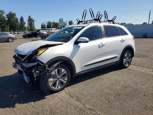 2022 KIA NIRO