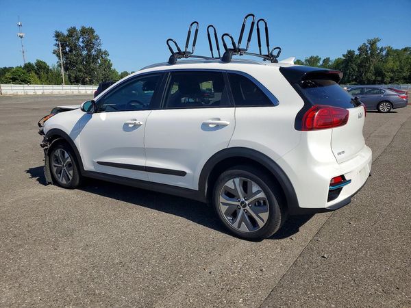 2022 KIA NIRO