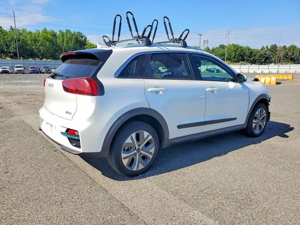 2022 KIA NIRO