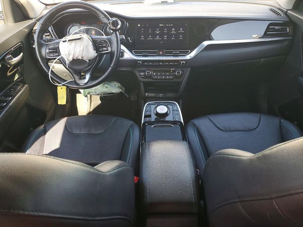 2022 KIA NIRO