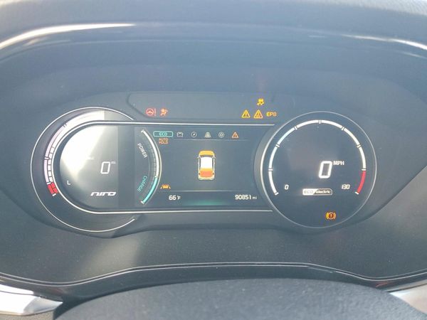 2022 KIA NIRO