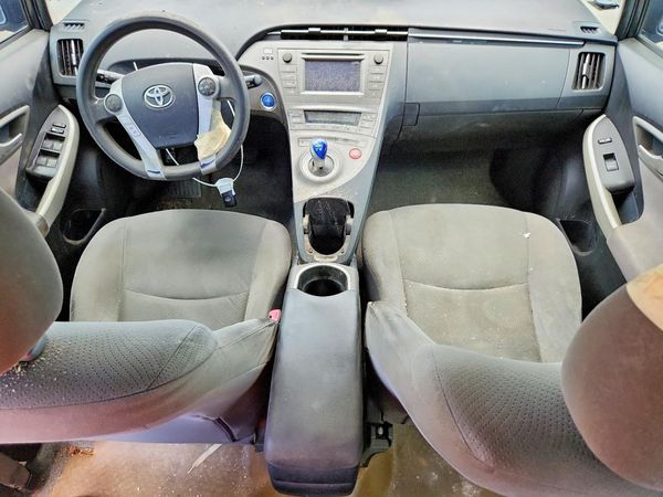 2013 TOYOTA PRIUS
