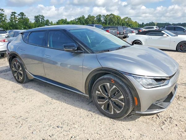 2022 KIA EV6