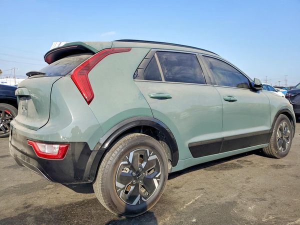 2025 KIA NIRO
