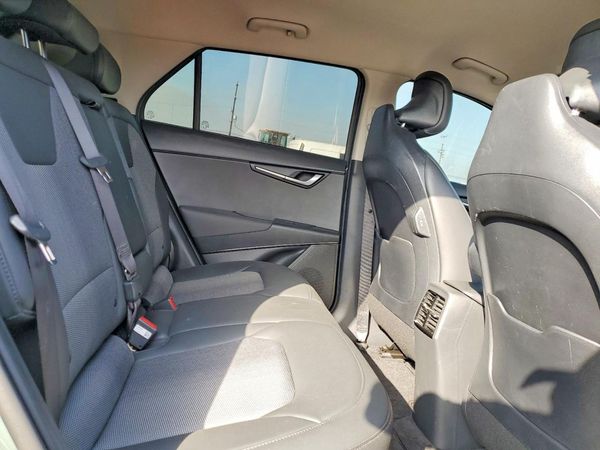 2025 KIA NIRO