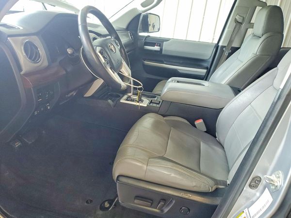 2018 TOYOTA TUNDRA Limited — DENT