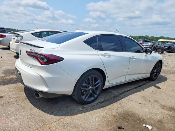 2025 ACURA TLX