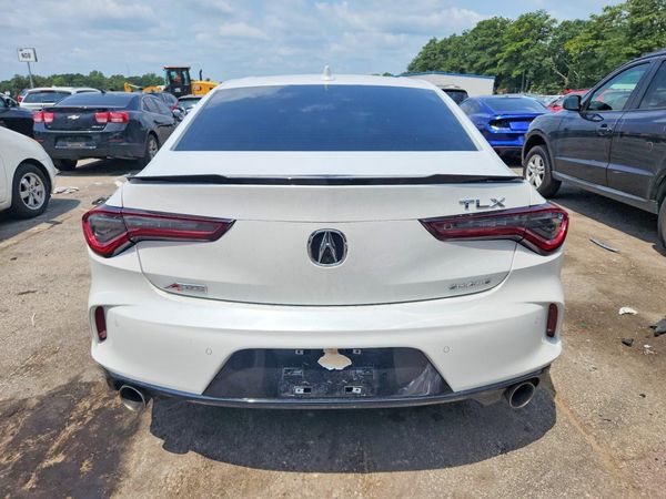2025 ACURA TLX