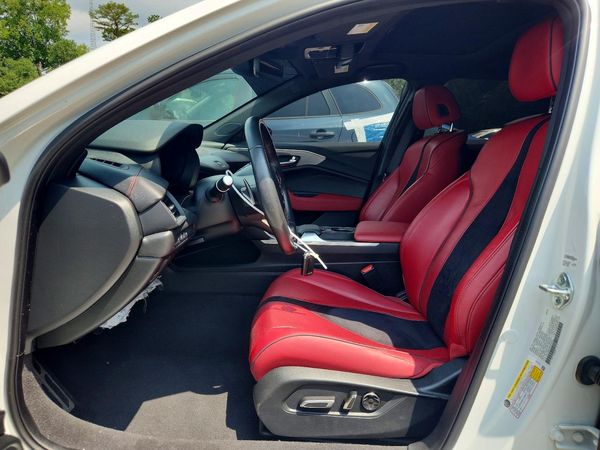 2025 ACURA TLX
