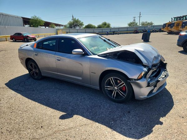 2014 DODGE CHARGER