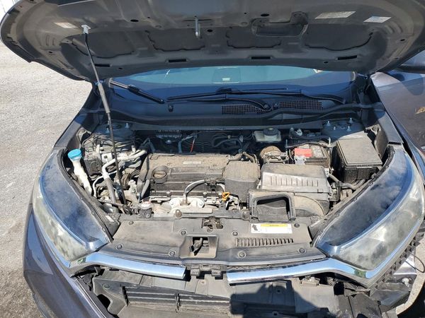 2019 HONDA CRV LX — Engine bay