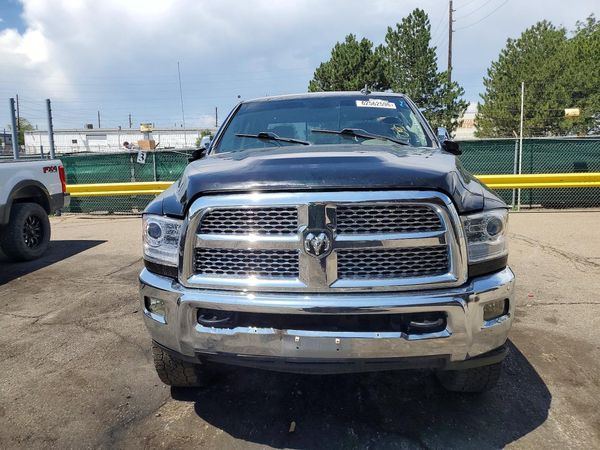 2015 RAM 2500 Laramie