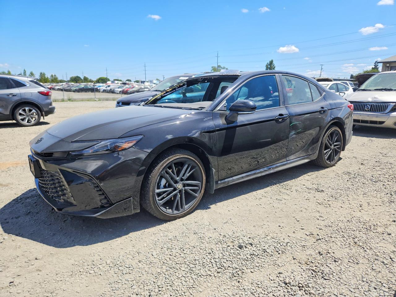 2026 TOYOTA CAMRY