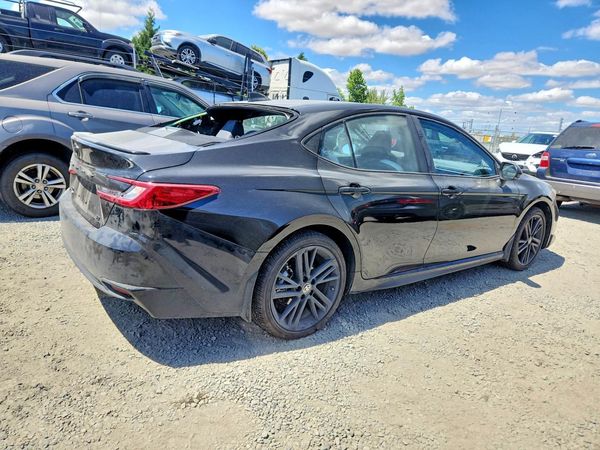 2026 TOYOTA CAMRY