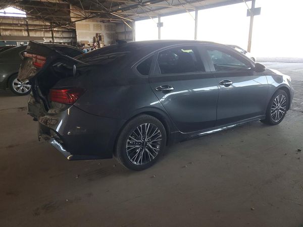 2024 KIA FORTE GT Line