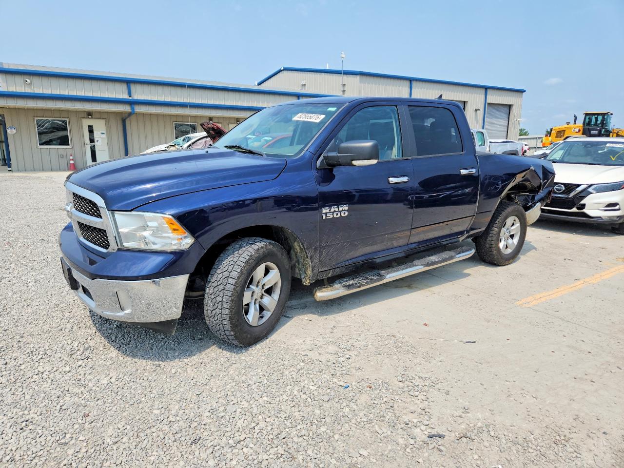 2014 RAM 1500 SLT CREW CAB 4X4