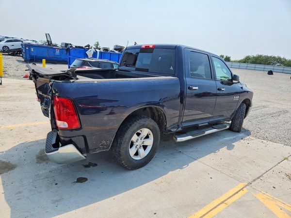 2014 RAM 1500 SLT CREW CAB 4X4