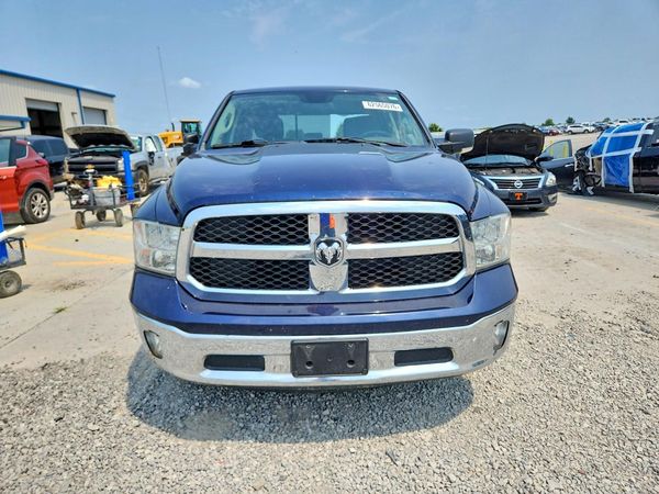 2014 RAM 1500 SLT CREW CAB 4X4