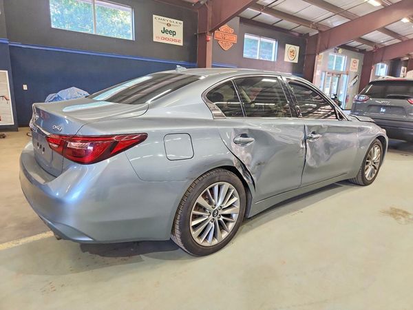 2018 INFINITI Q50