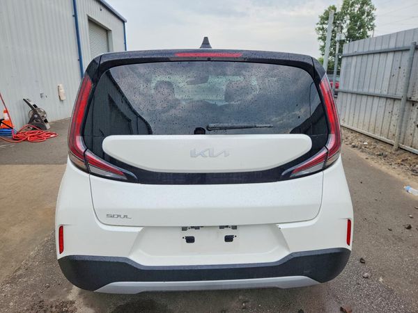 2024 KIA SOUL LX, S