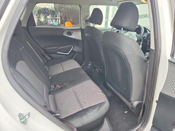 2024 KIA SOUL LX, S