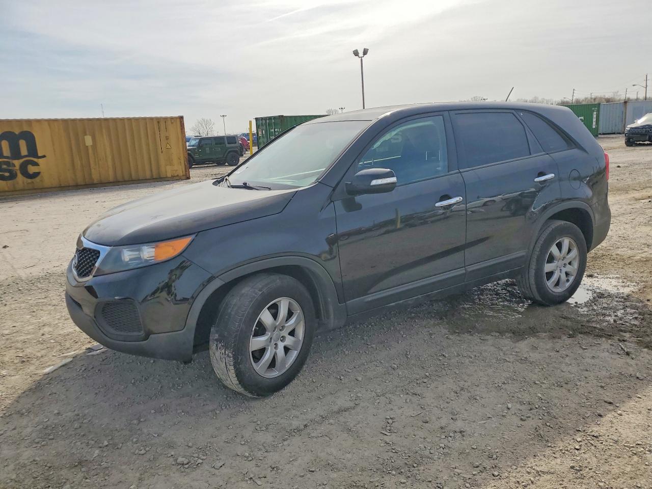 2013 KIA SORENTO Base / LX
