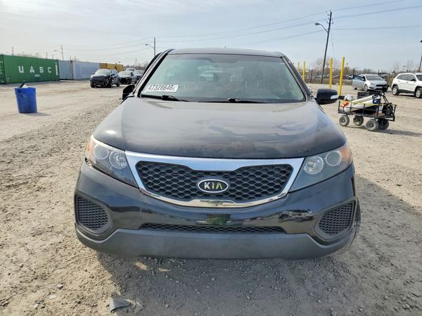 2013 KIA SORENTO Base / LX