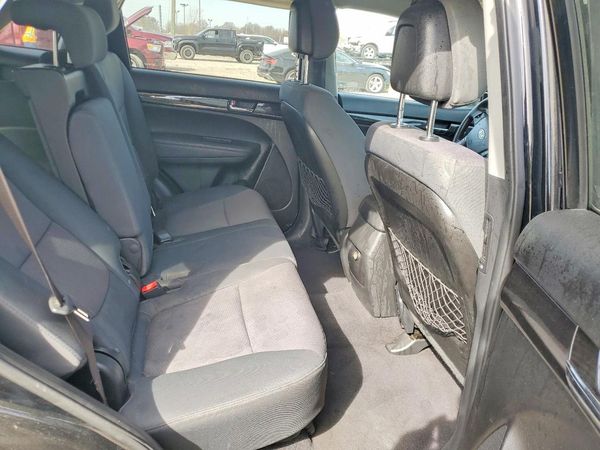 2013 KIA SORENTO Base / LX