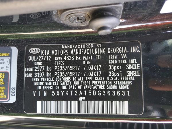 2013 KIA SORENTO Base / LX