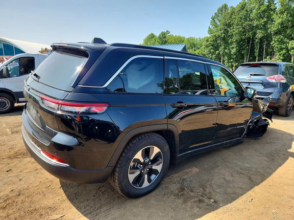 2024 JEEP CHEROKEE Limited 4XE — PSRA