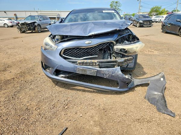 2015 KIA CADENZA