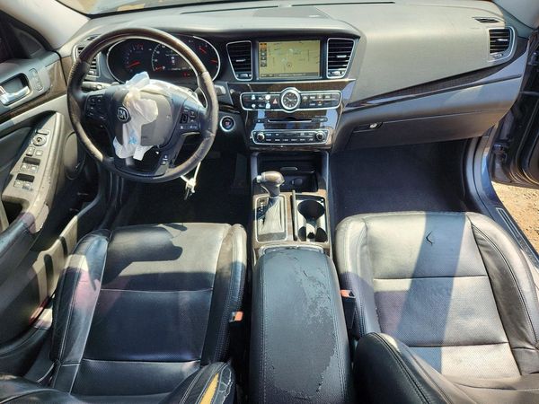 2015 KIA CADENZA