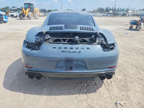 2018 PORSCHE 911 Turbo / Turbo S