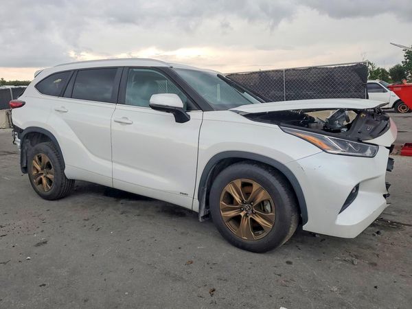 2023 TOYOTA HIGHLANDER HV Special Edition