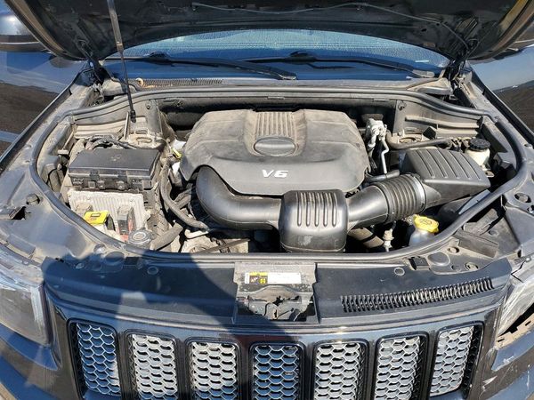 2015 JEEP GRAND CHEROKEE LAREDO 4X4