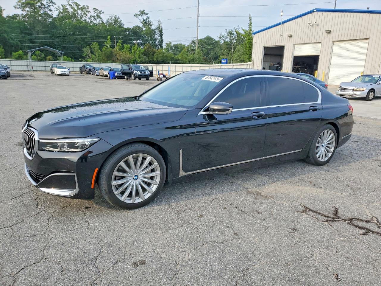 2020 BMW 740
