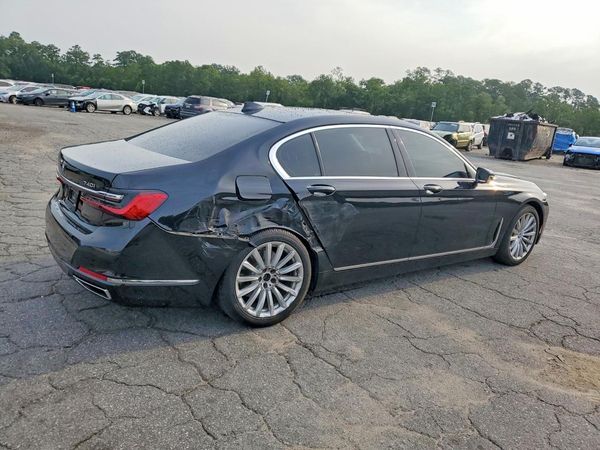2020 BMW 740