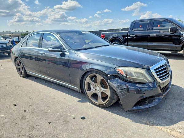 2015 MERCEDES-BENZ S-CLASS S550 — Passenger 3/4