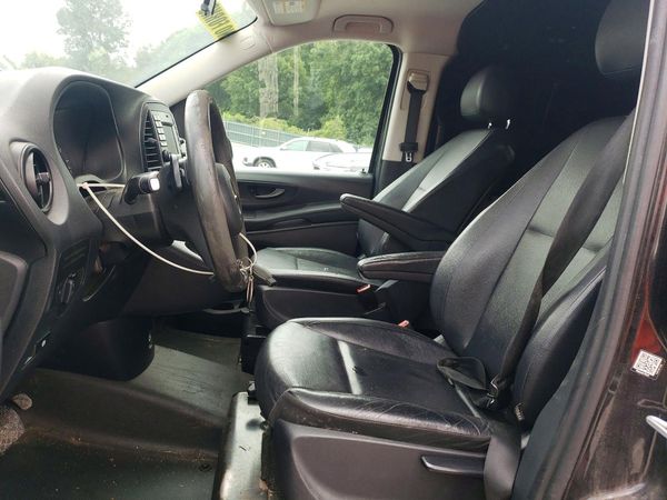 2016 MERCEDES-BENZ METRIS