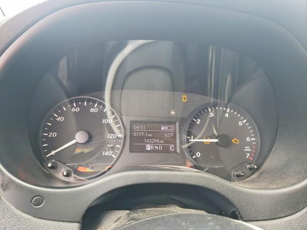 2016 MERCEDES-BENZ METRIS