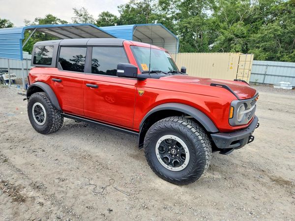 2023 FORD BRONCO