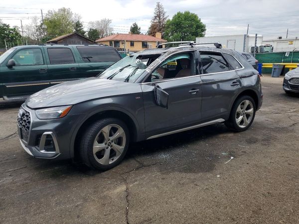 2022 AUDI Q5