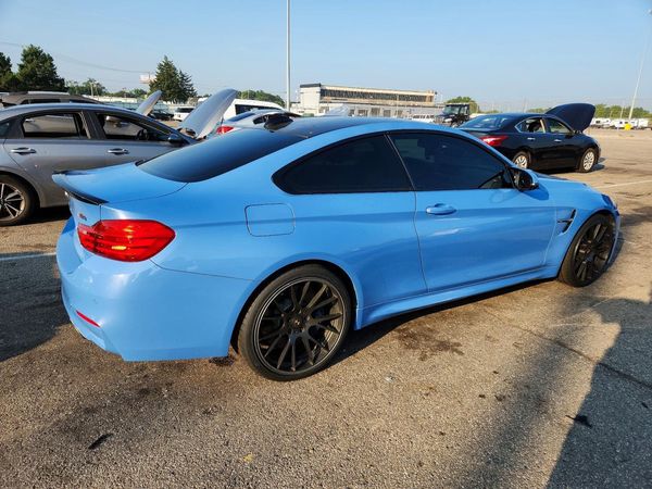 2015 BMW M4
